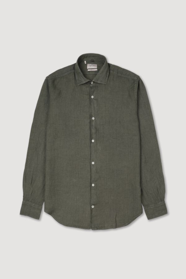 Spread collar shirt, slim fit