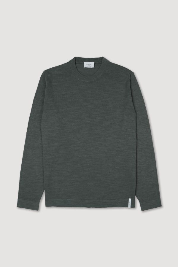 Crewneck sweater