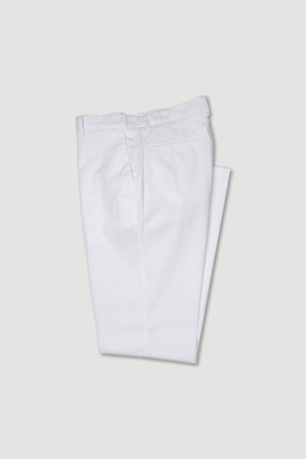 Slim fit chinos