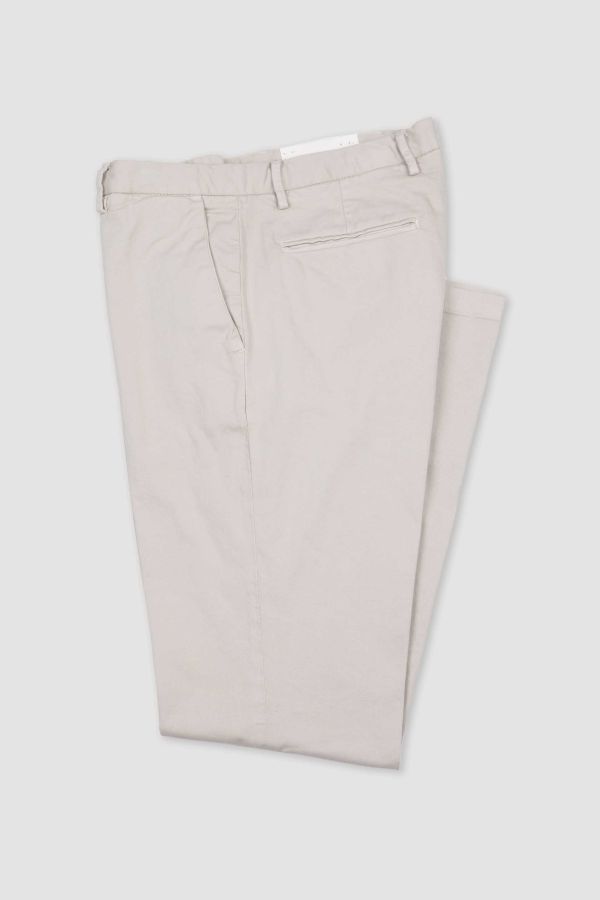 Slim fit chinos