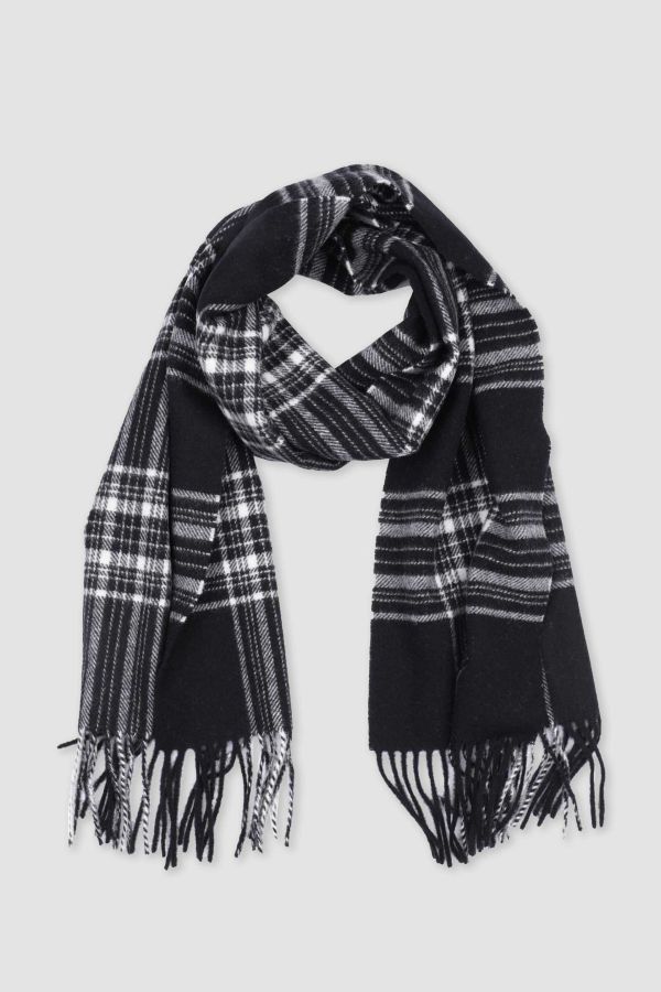 Fringed checked scarf