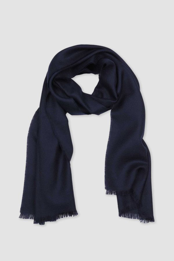 Fringed scarf