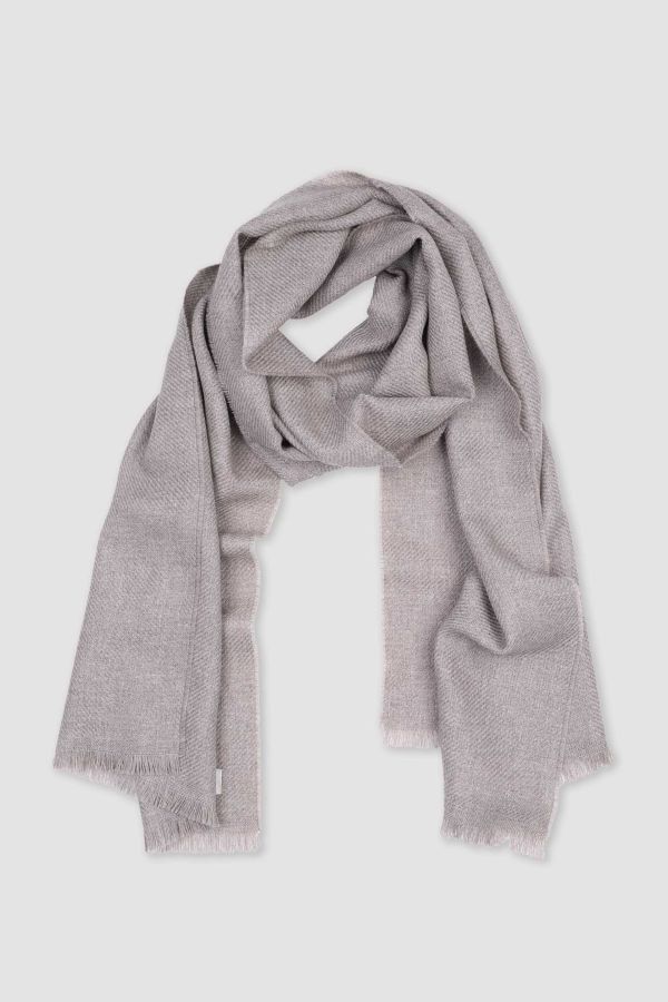 Fringed scarf