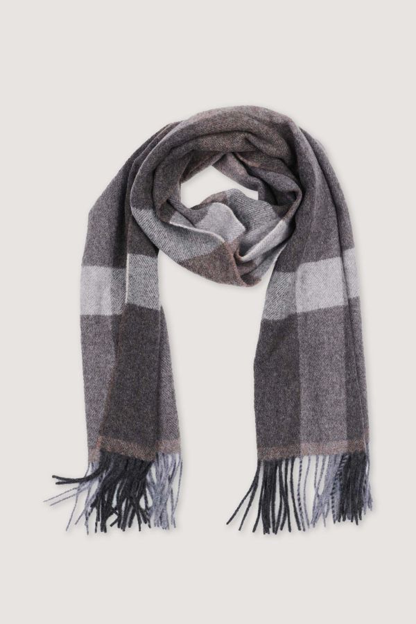 Fringed checked scarf