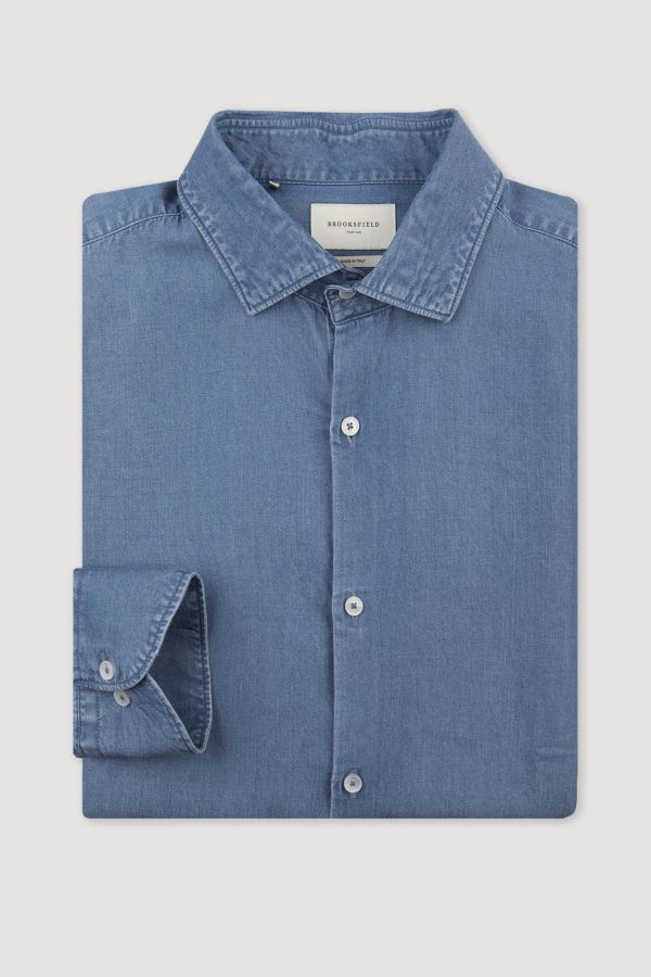 Spread collar shirt, slim fit