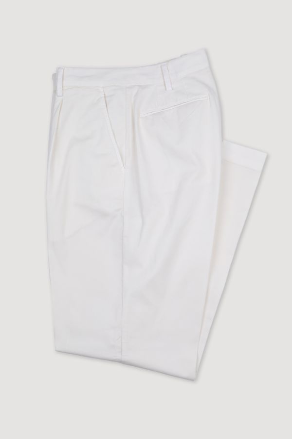 Tailored pleated chinos