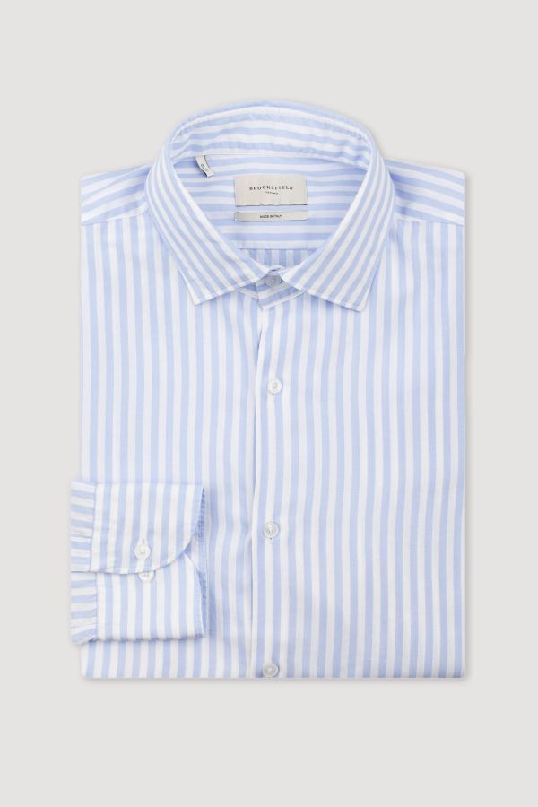 Spread collar shirt, slim fit