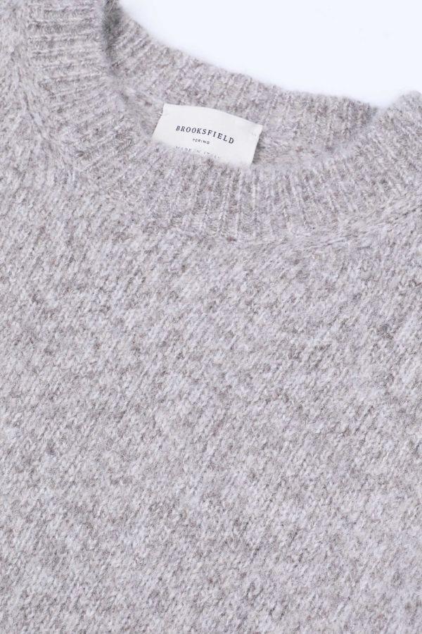 Crewneck sweater