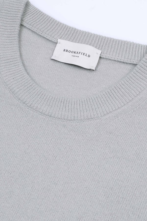 Crewneck sweater