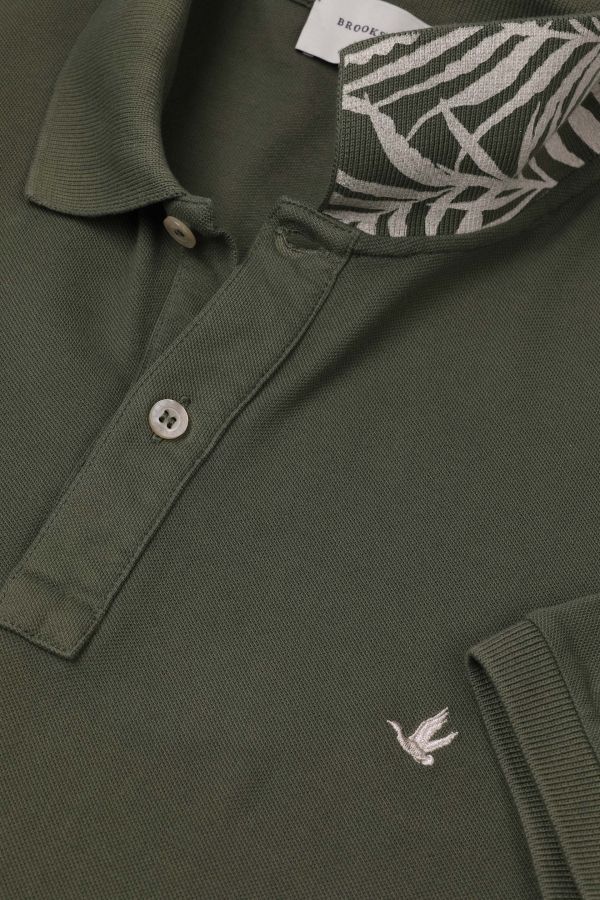 Printed collar polo shirt