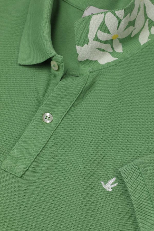 Printed collar polo shirt