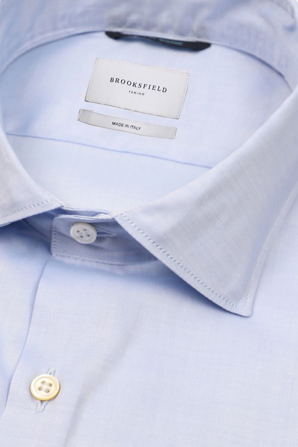 Spread collar shirt, slim fit