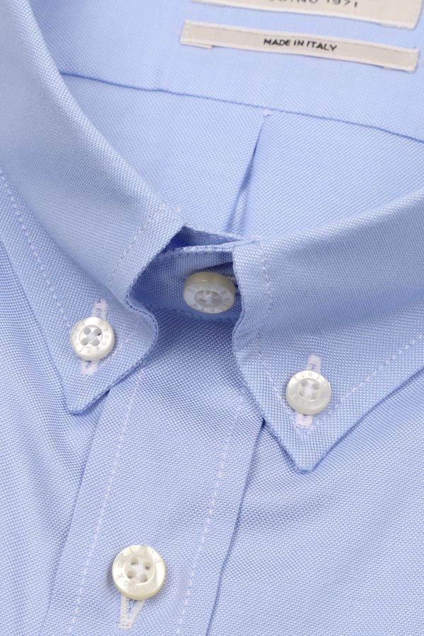 Button down collar shirt with pocket, regular fit