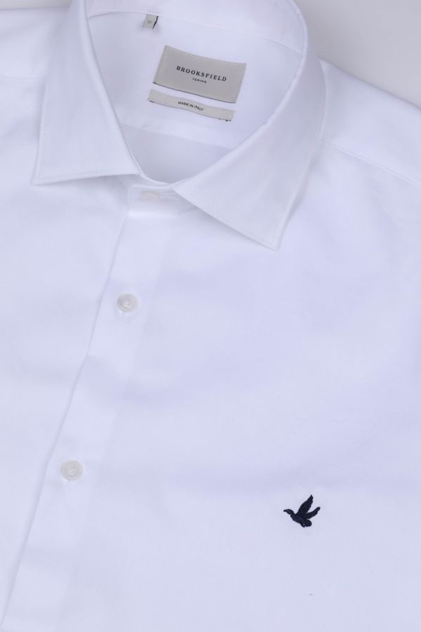 Spread collar shirt, slim fit