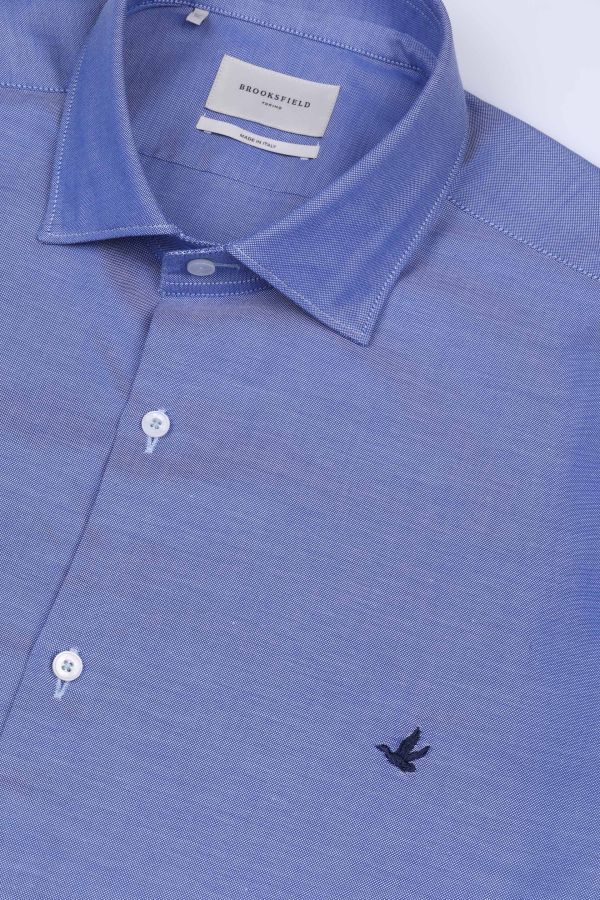 Spread collar shirt, slim fit