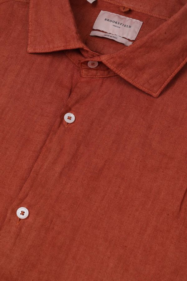 Spread collar shirt, slim fit