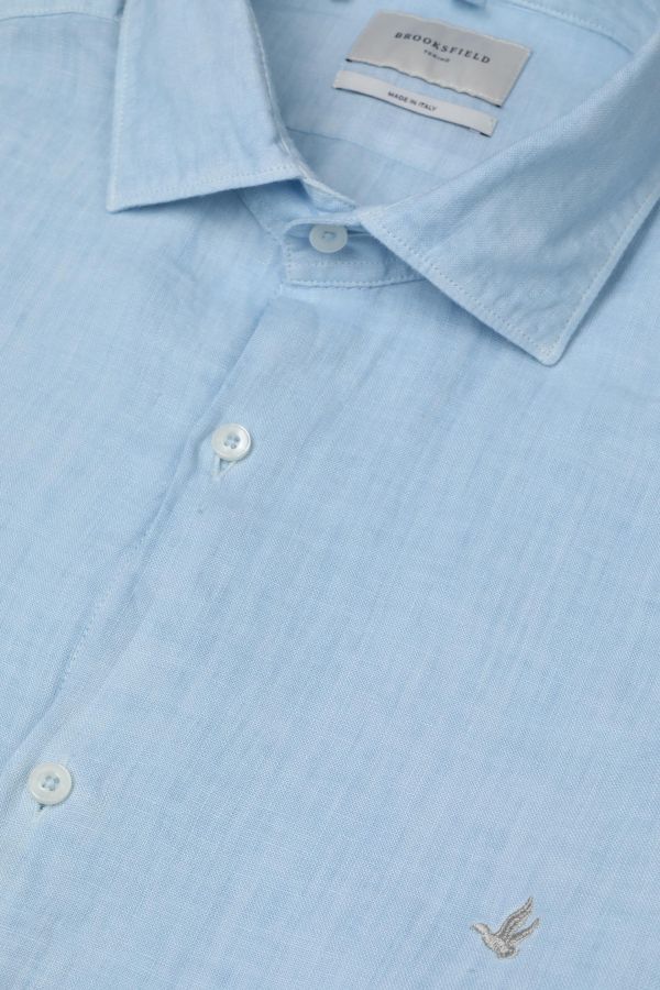 Spread collar shirt, slim fit