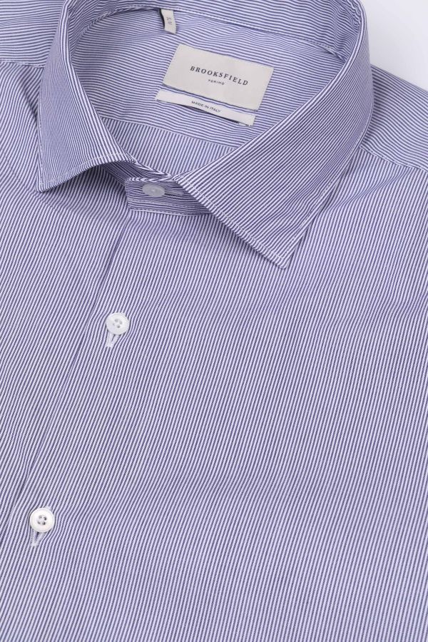 Spread collar shirt, slim fit