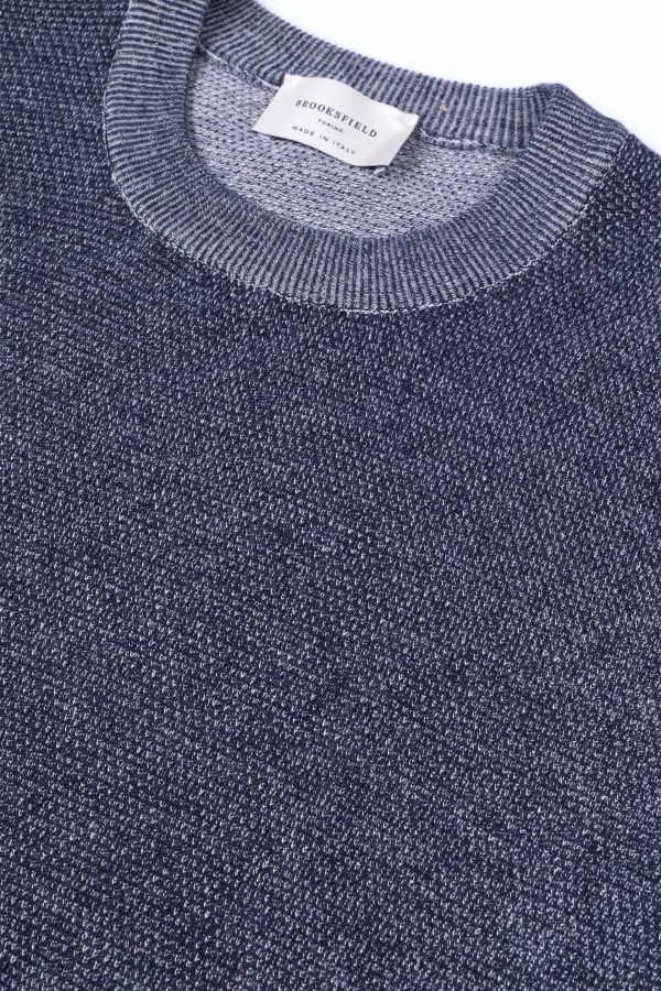Crewneck sweater