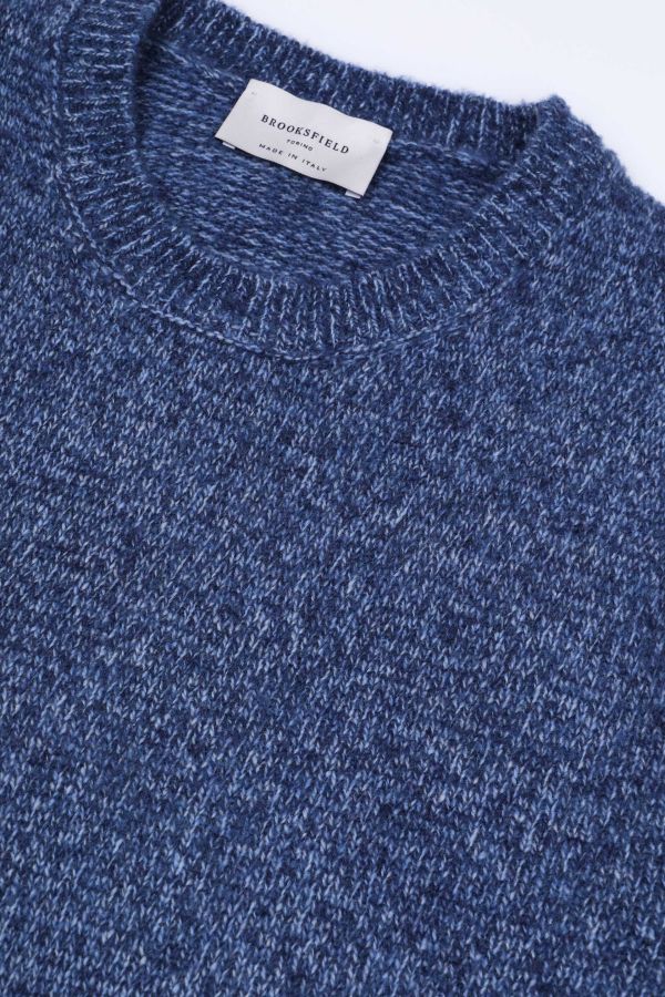Crewneck sweater