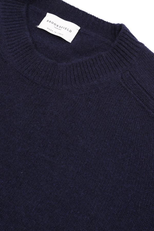 Crewneck sweater