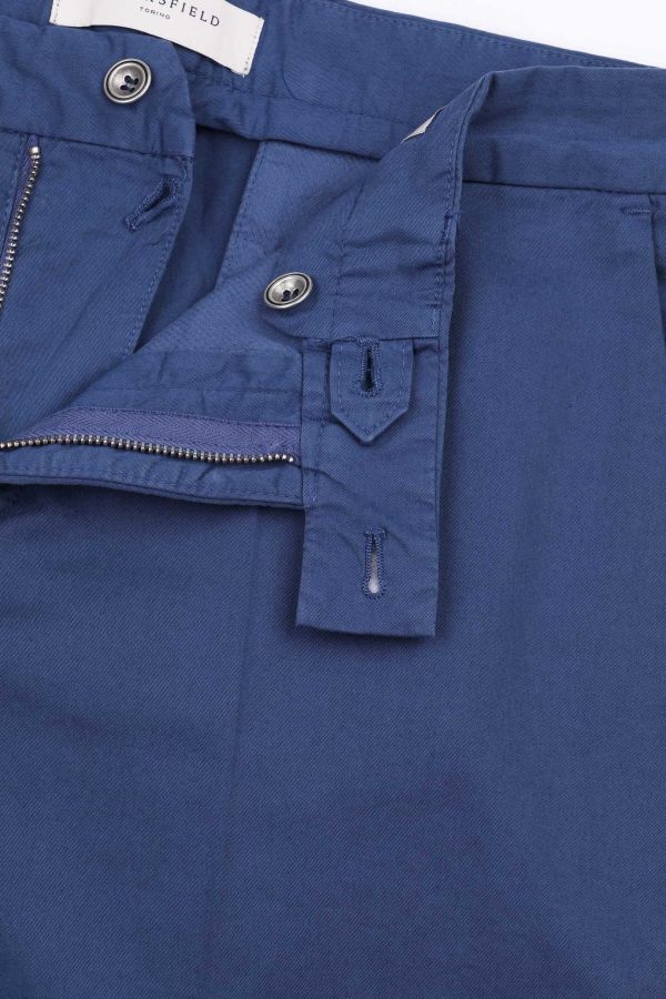 Slim fit chinos