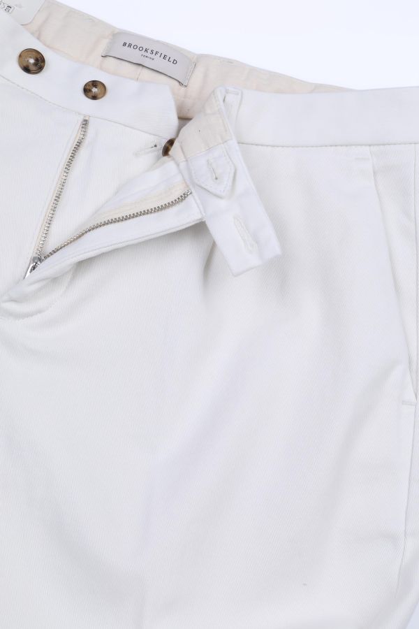 Slim fit pleated chinos