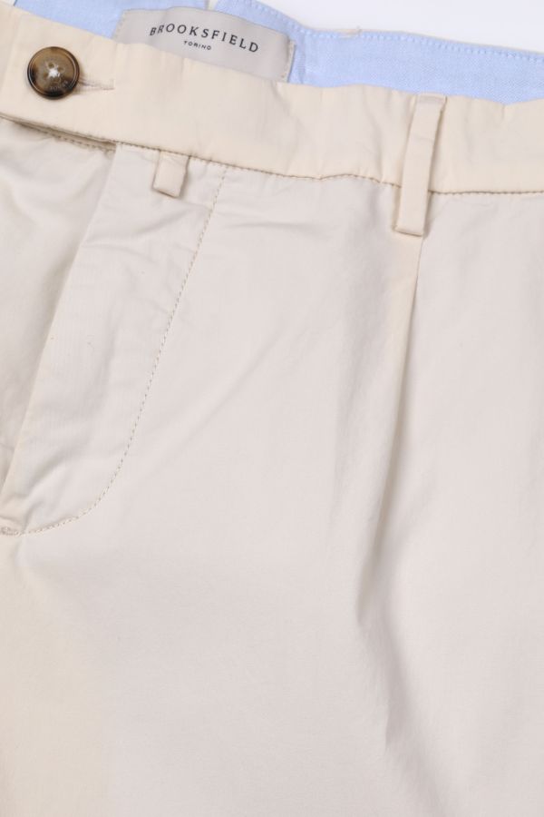 Slim fit pleated chinos