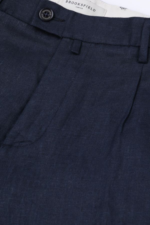 Slim fit pleated chinos