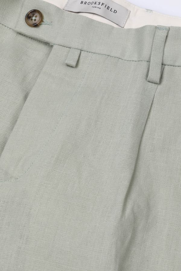 Slim fit pleated chinos