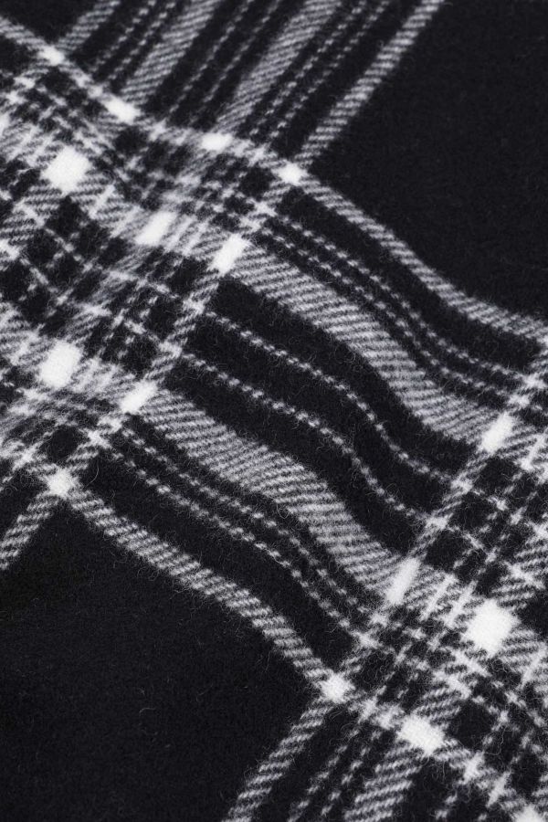 Fringed checked scarf