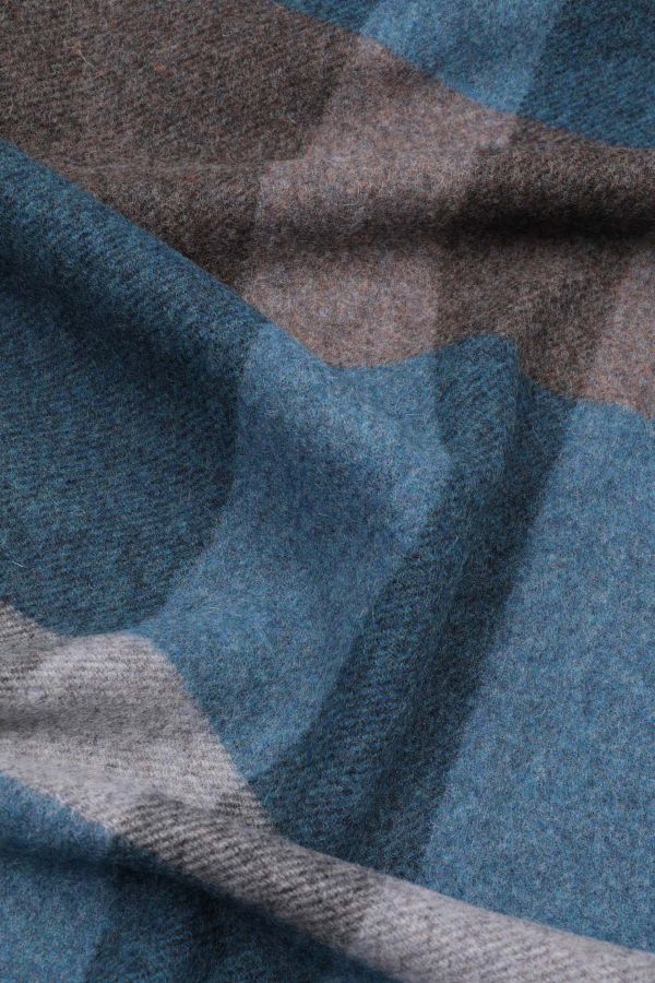 Fringed checked scarf