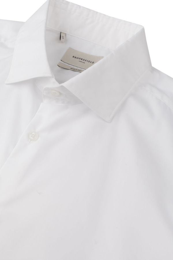 Spread collar shirt, slim fit